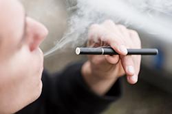 teen vaping